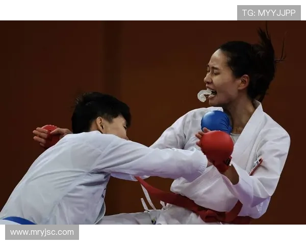 全运会精彩回顾:北京足球队展现速度与激情的完美结合 全运会精彩回顾:北京足球队展现速度与激情的完美结合